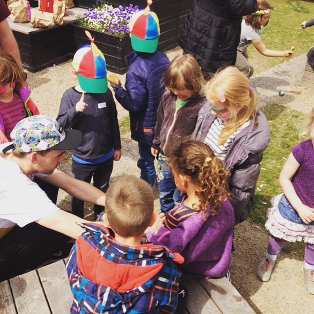 children-getting-their-face-painted-at-distortion-festival