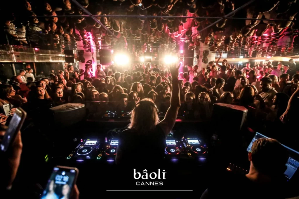 party at Bâoli Cannes