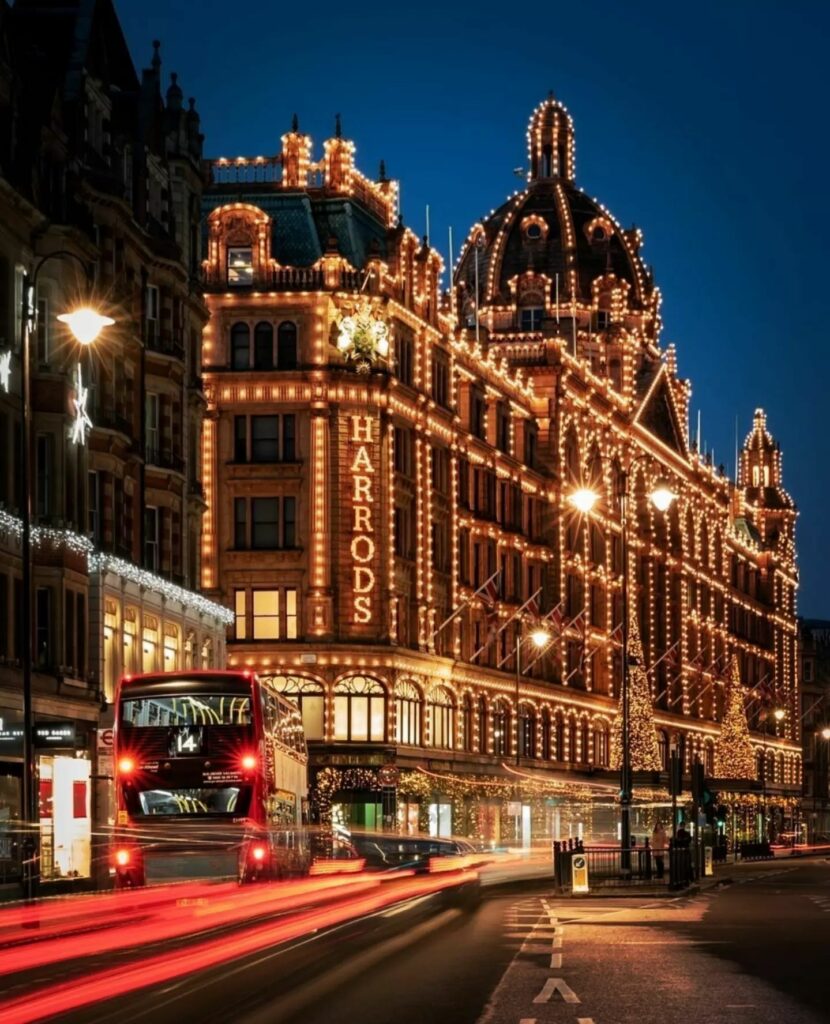 view-of-harrdos-building-at-night-london