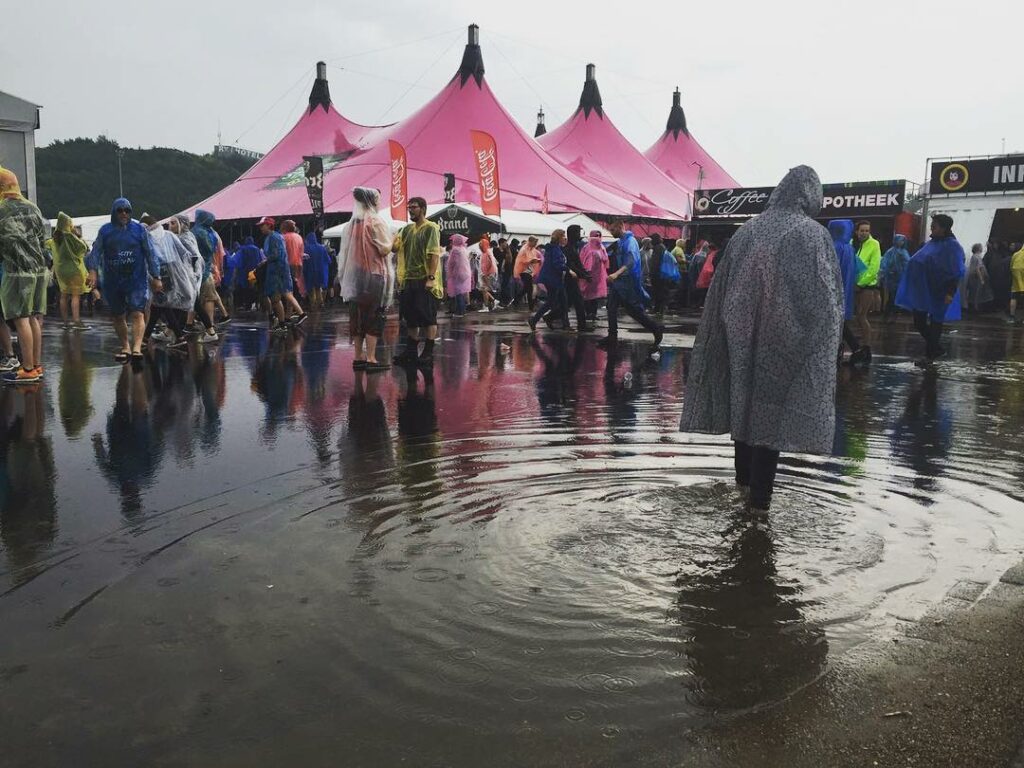 floods-at-pinkpop-festival