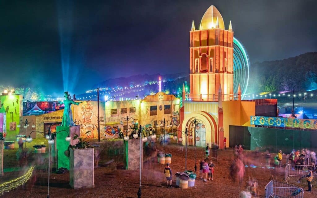 buildings-at-boomtown-festival