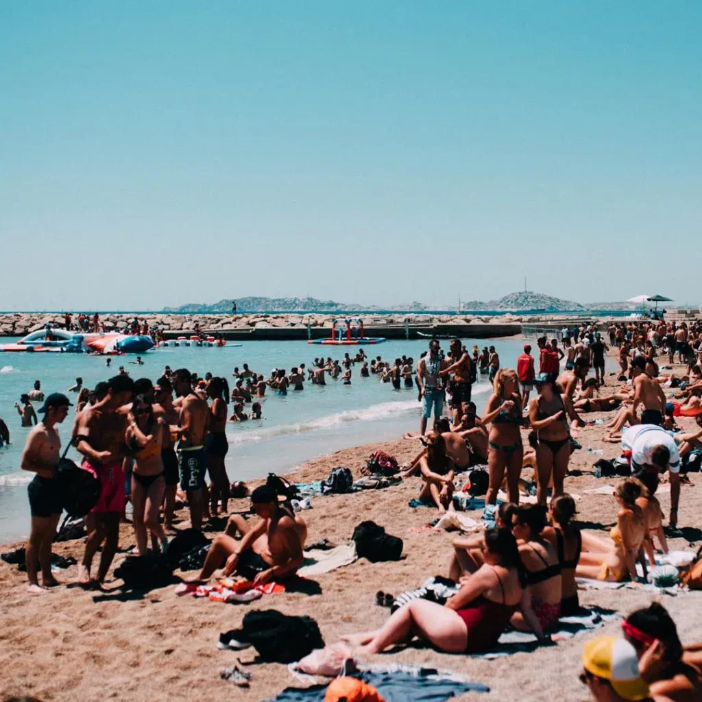 people-sunbathing-at-delta-festival