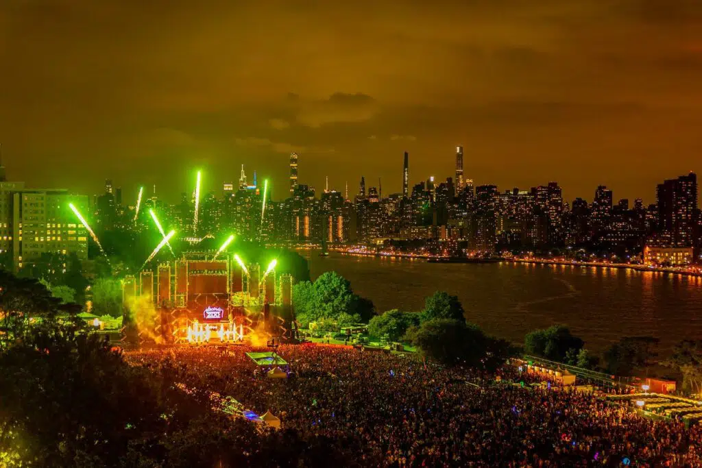 electric-zoo-festival-in-new-york-from-above