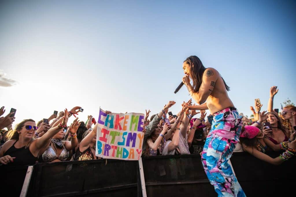 steve-aoki-at-chasing-summer-festival