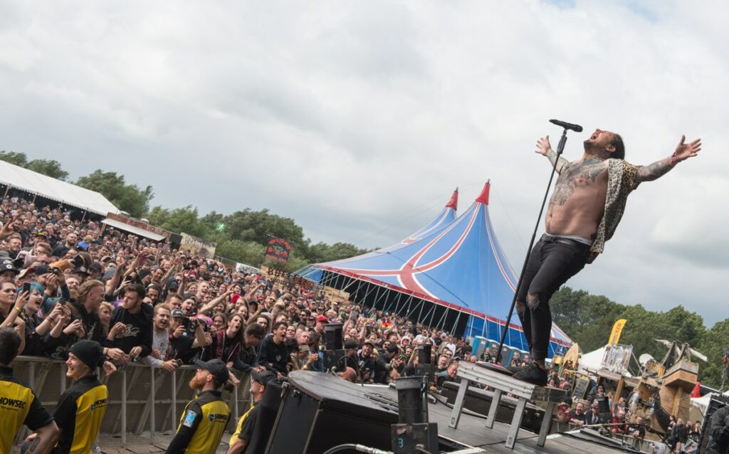 artists-performing-on-stage-at-bloodstock-festival