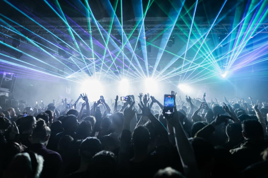 laser-shows-at-ministry-of-sound
