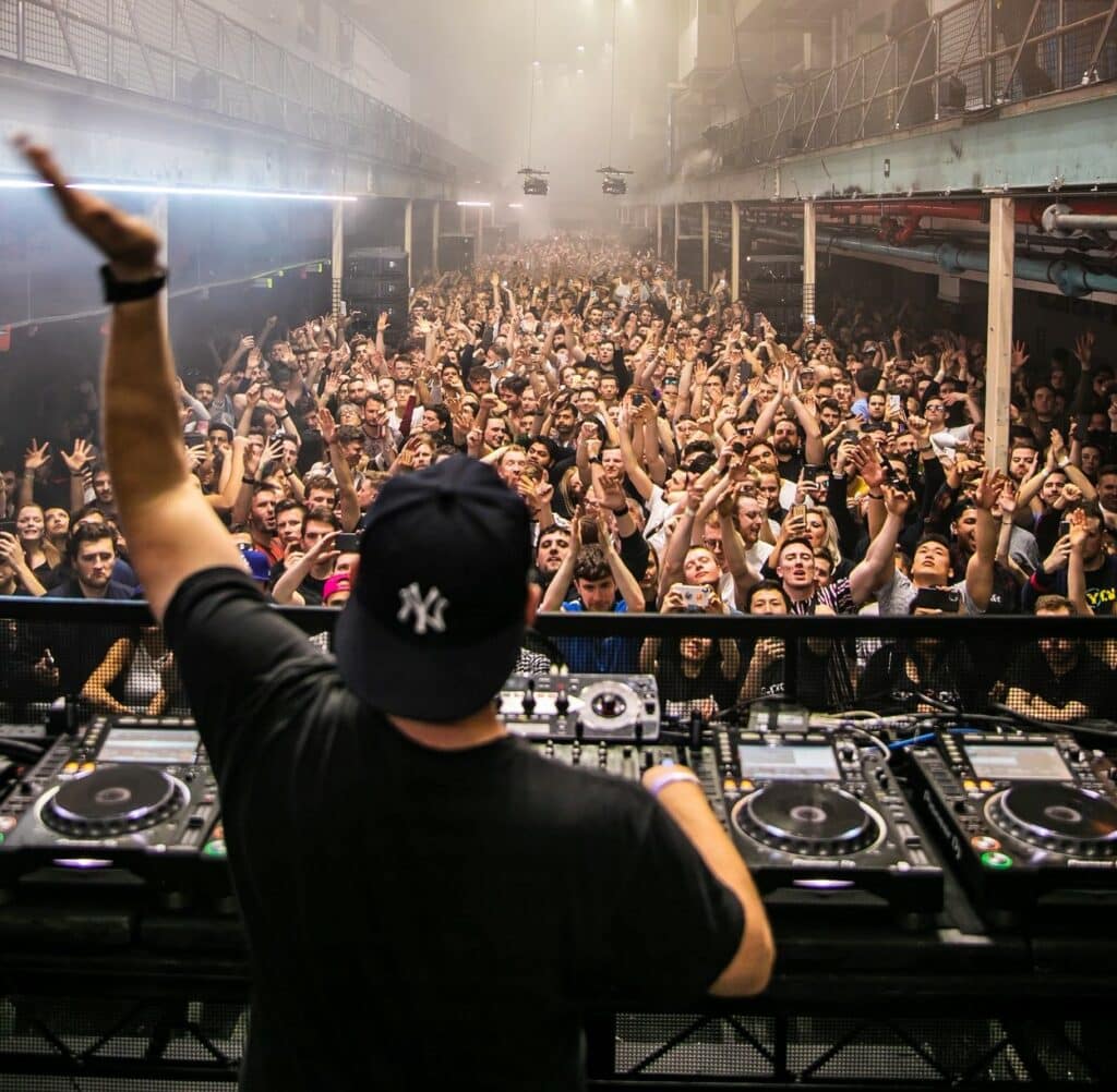 dj-playing-music-at-printworks-london