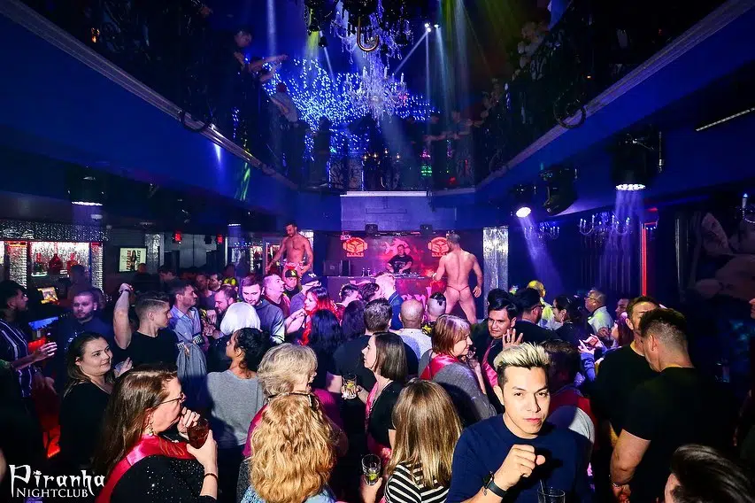 party at Piranha