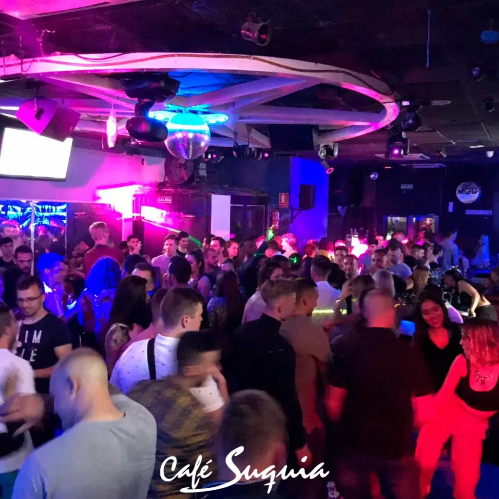 party at Suquia Puerto Alicante