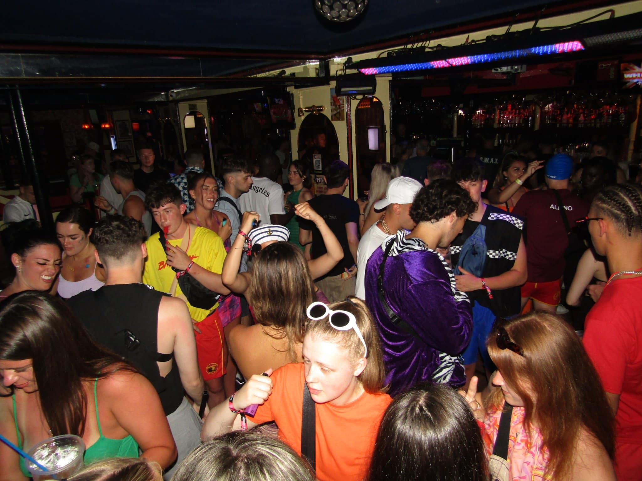 party at Texas Disco Bar Lloret de Mar