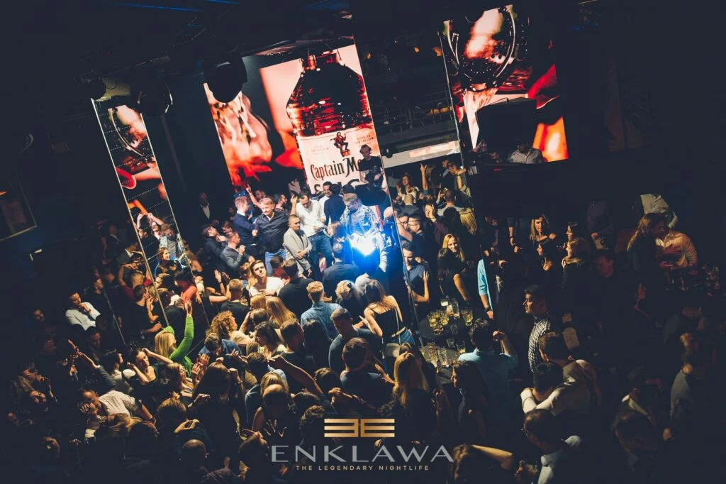 party at Enklawa