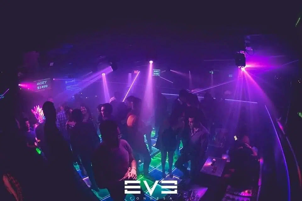 party at Eve Condesa