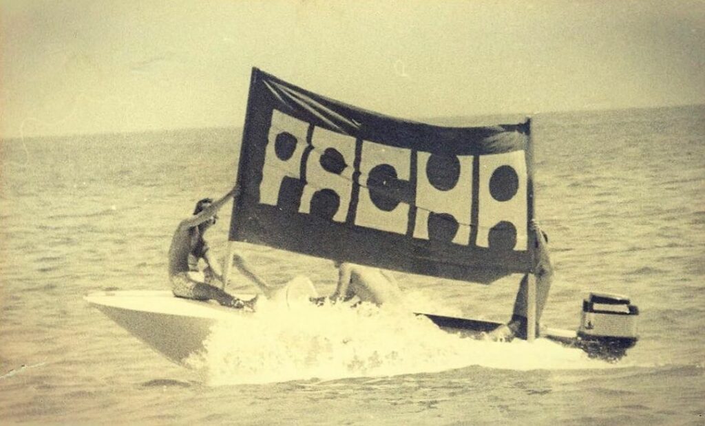 pacha-sign-in-1973