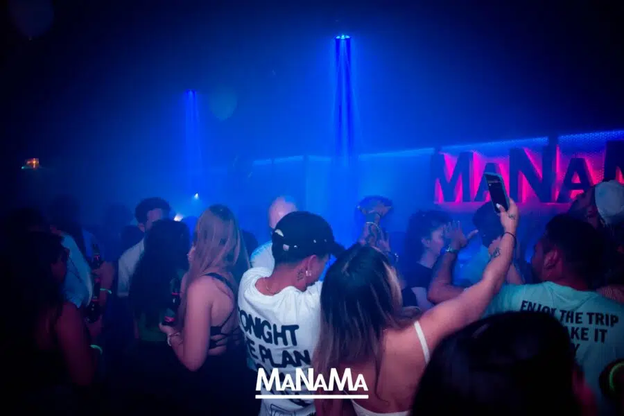 party at Manama Disco