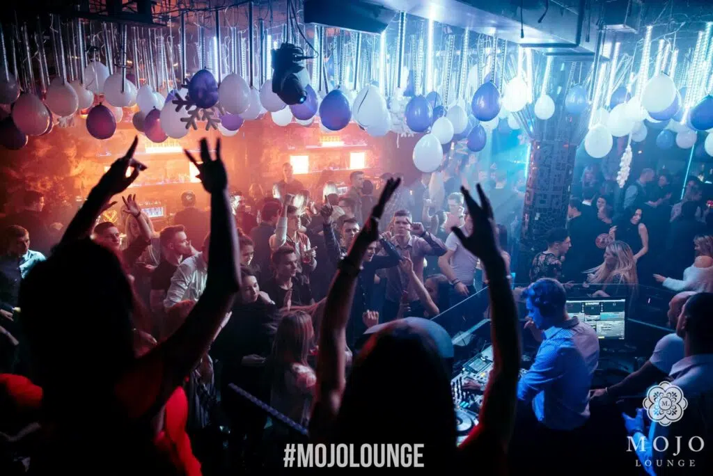 party at Mojo Lounge