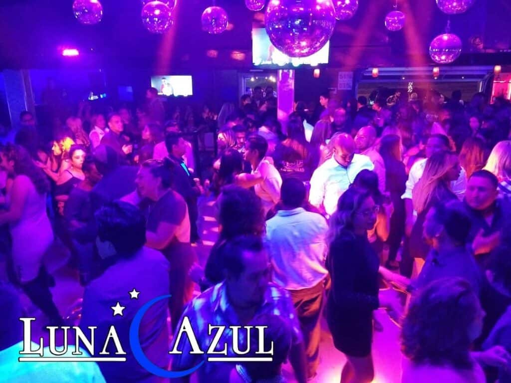 party at Luna Azul