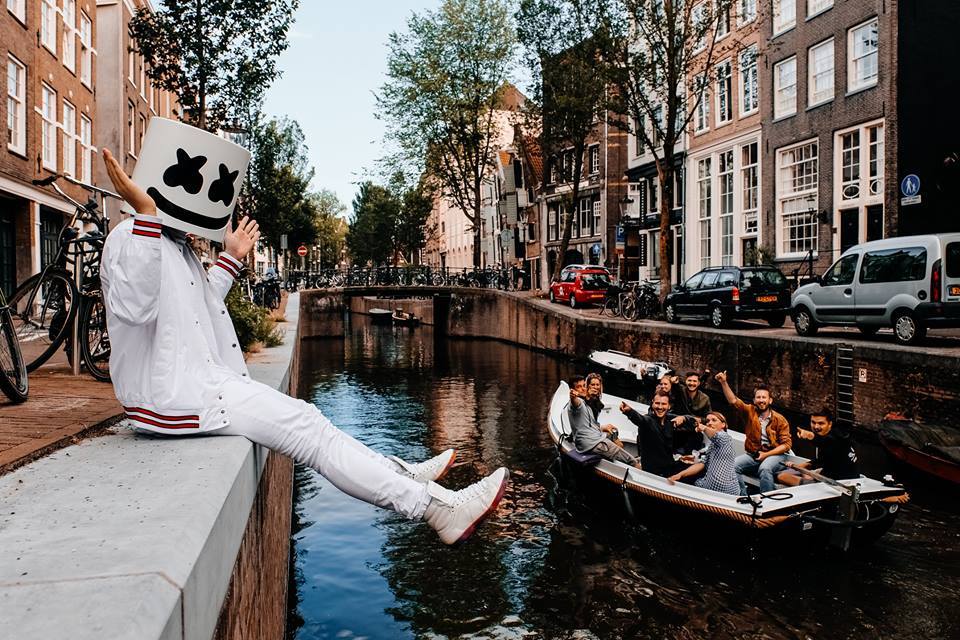 marshmello-in-central-amsterdam