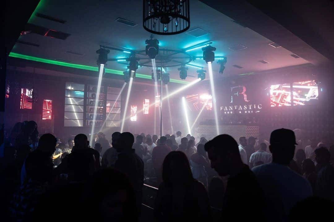 party at Fantastic Room Santo Domingo