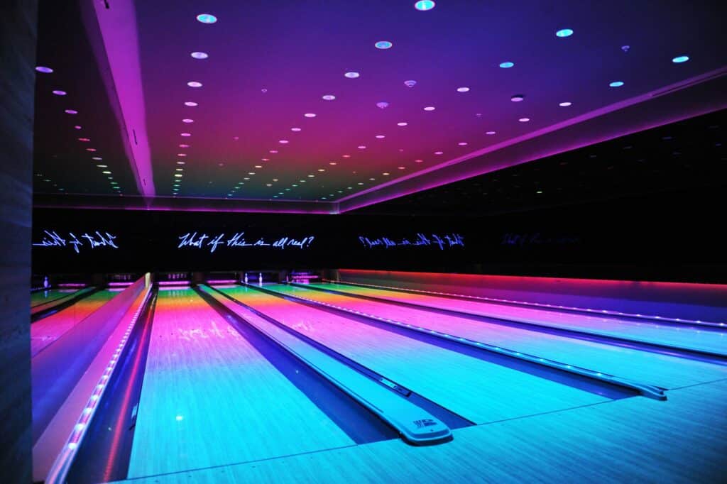 bowling-alleys-at-basement-miami