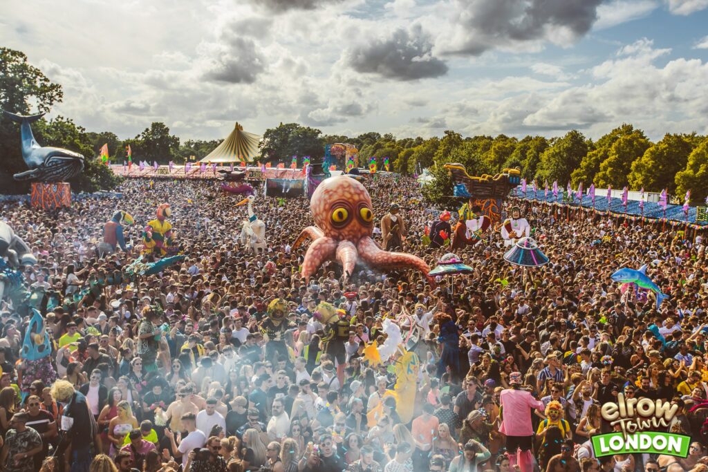 parade-at-elrow-town-festival