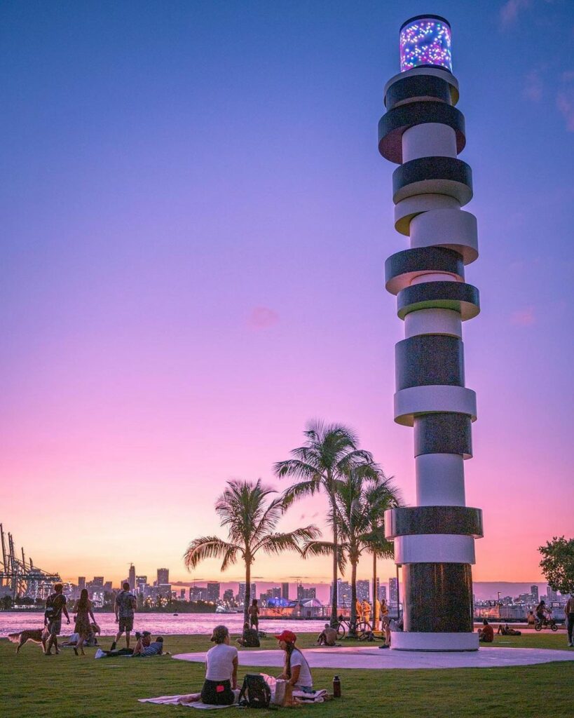 miami-south-beach-at-sunset