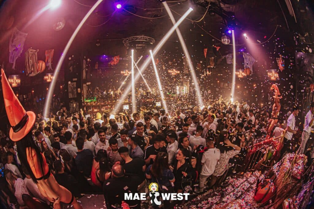 party at Mae West Granada