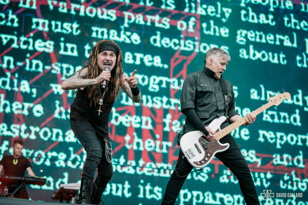 band-perfoming-on-stage-at-hellfest