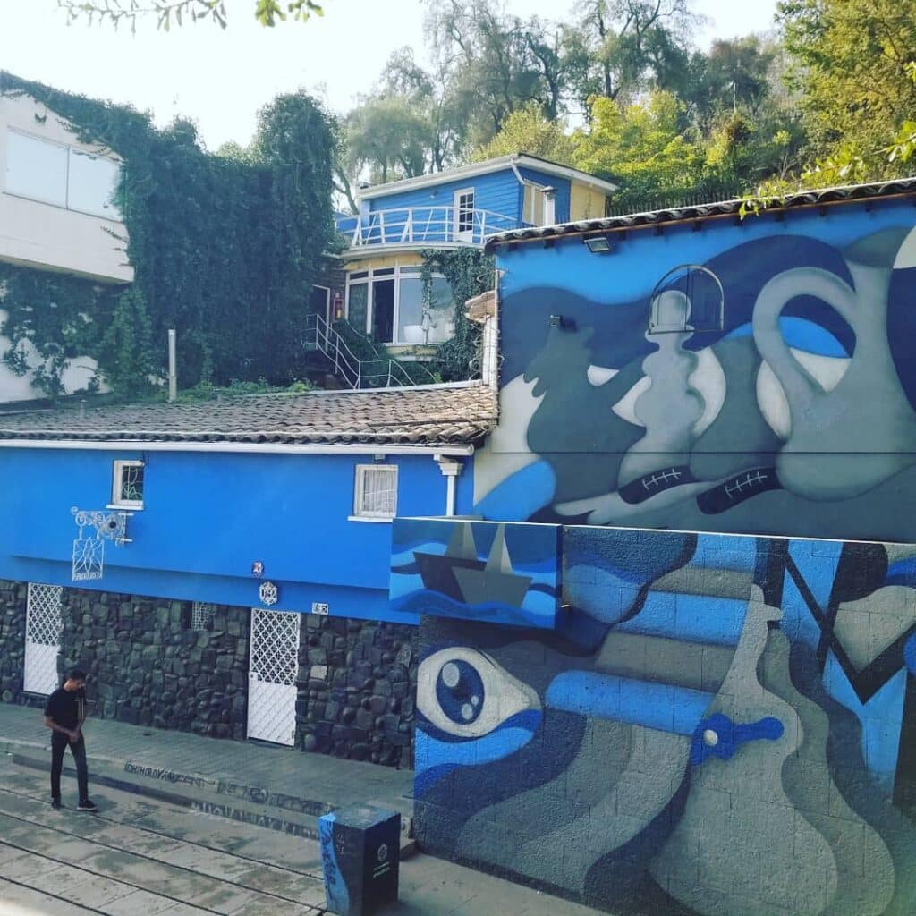 street-art-in-recolata-santiago