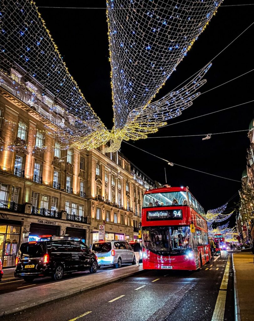 oxford-street-streets-during-night