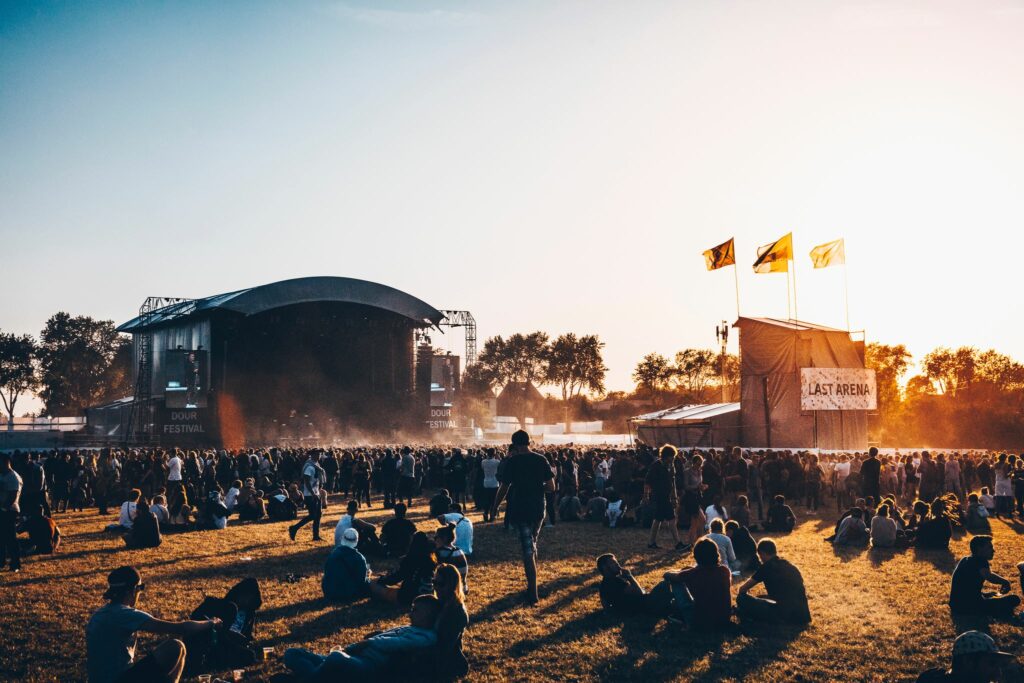 people-chilling-in-front-of-front-stage-at-dour-festival