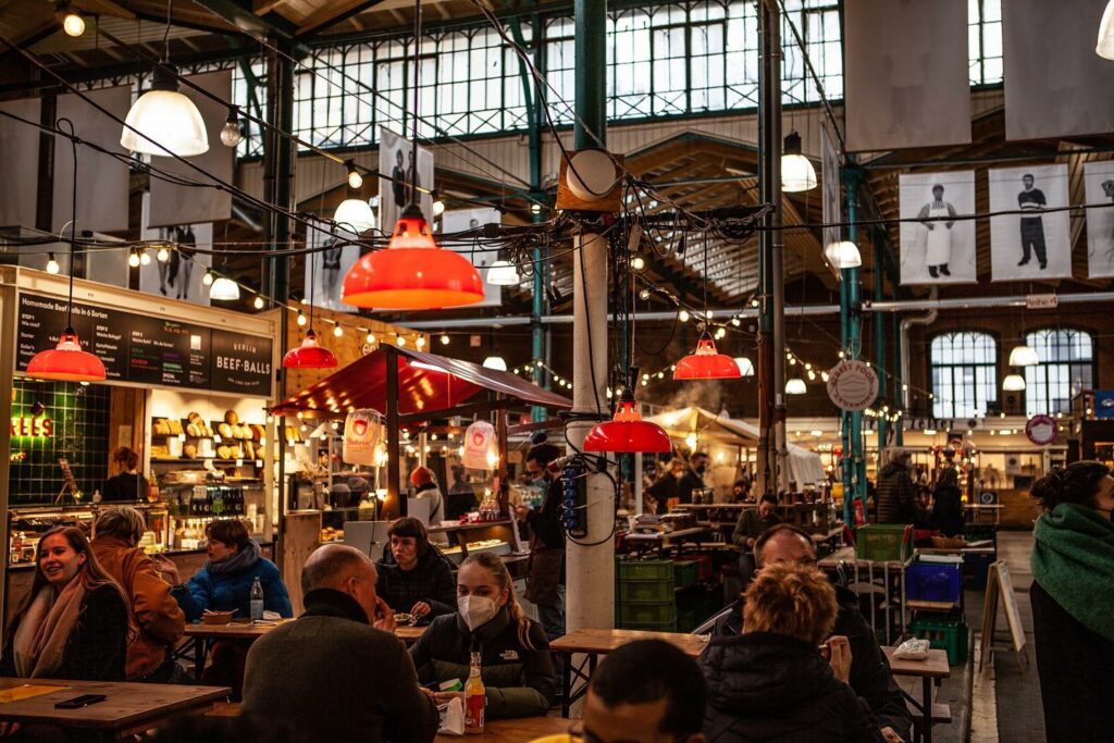 street-food-at-markthalle-neun-berlin