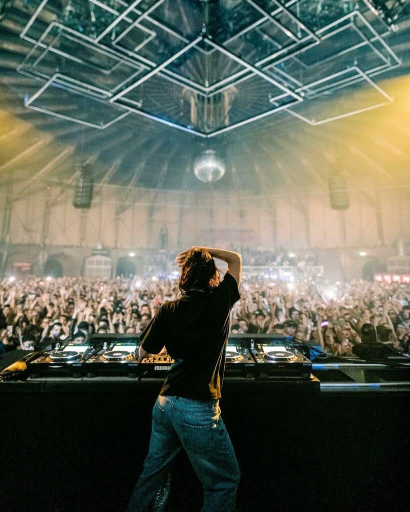 dj-playing-at-awakenings-festival