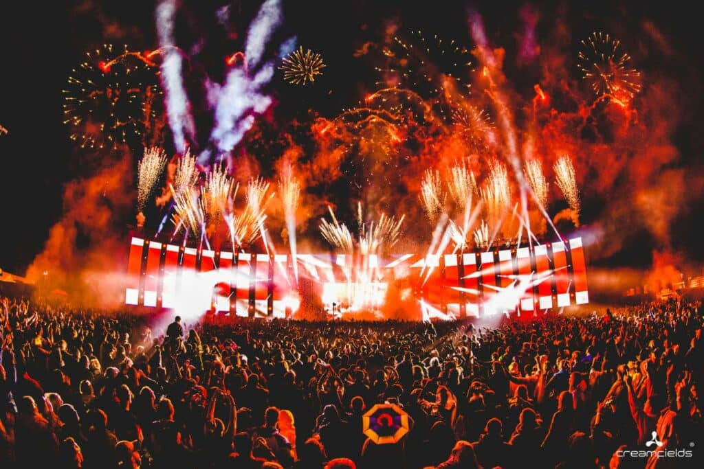 stage-with-fireworks-at-creamfields-festival