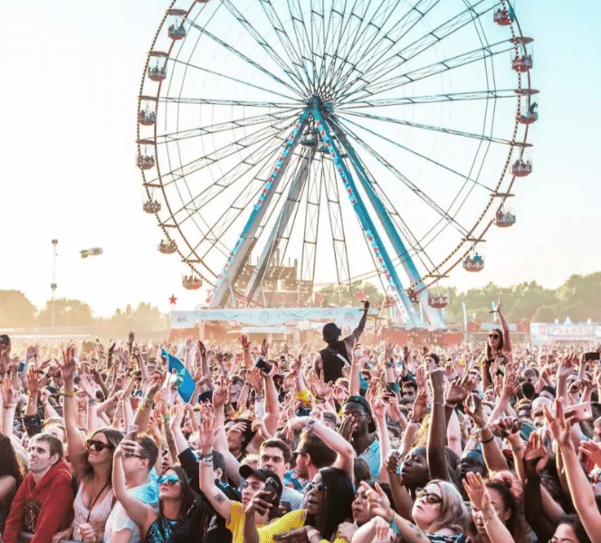 music-fans-at-parklife-festival