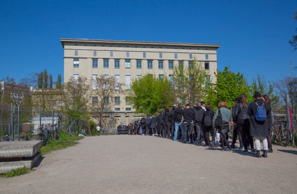 berghain-queue-in-berlin