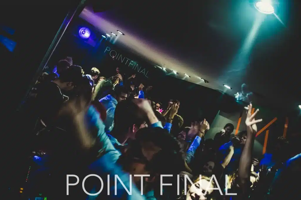 party at Point Final