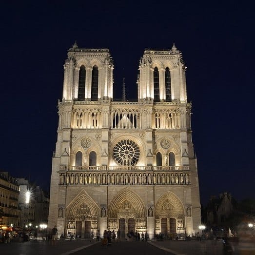 view-of-Notre-Dame-Cathedral-at-night