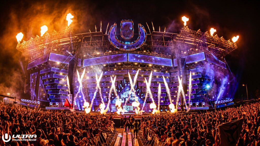 stage-show-at-ultra-miami-music-festival