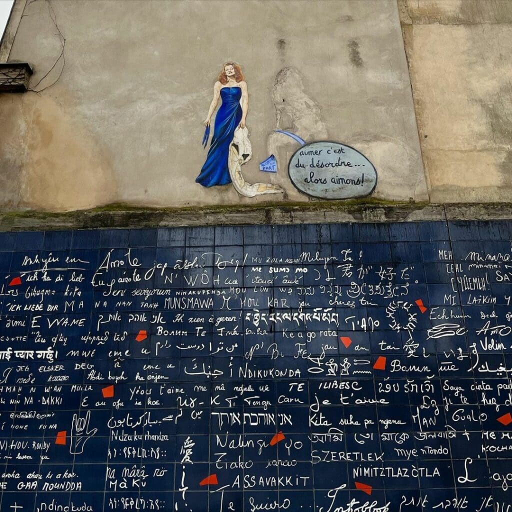 instagrammable-spot-in-paris-le-mur-des-je-t-aime