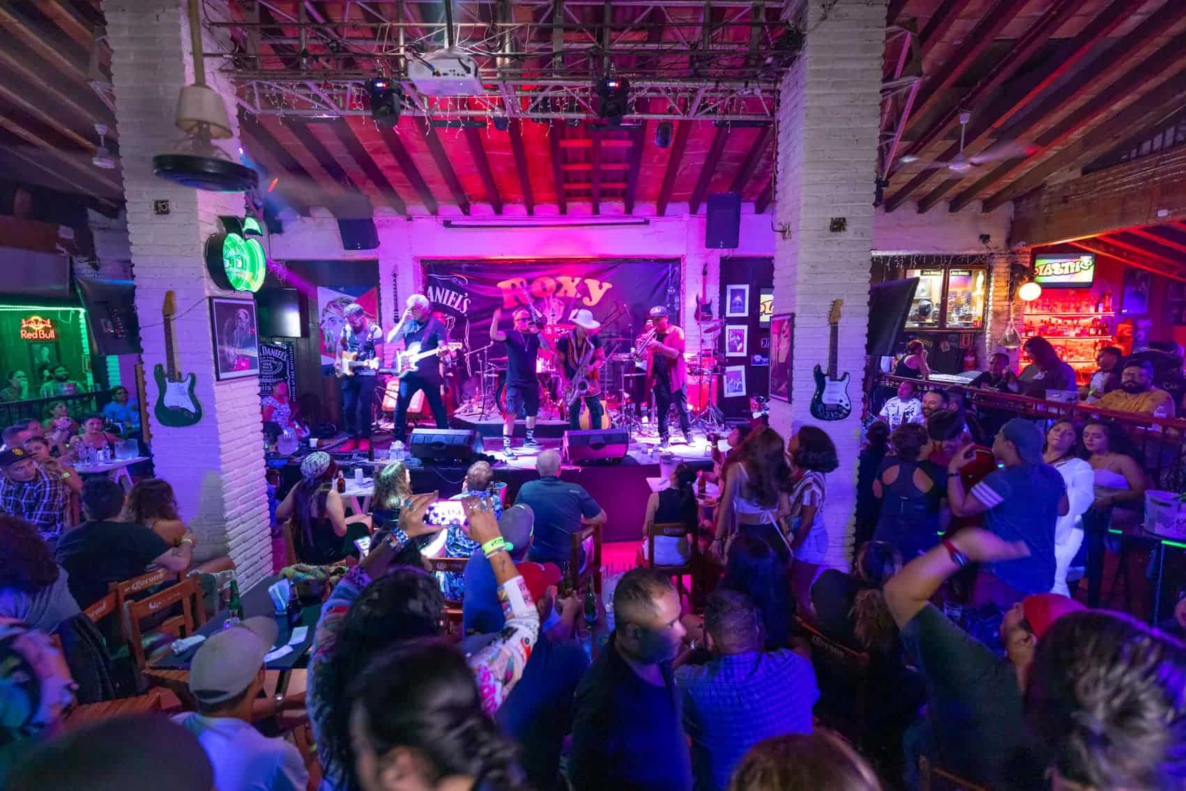 Roxy Rock House Puerto Vallarta Soundvibe Mag roxy-rock-house-puerto-vallarta-soundvibe-mag