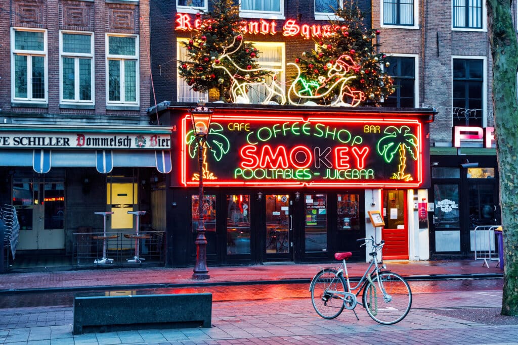 smoke-a-joint-at-smokey-coffeeshop-amsterdam