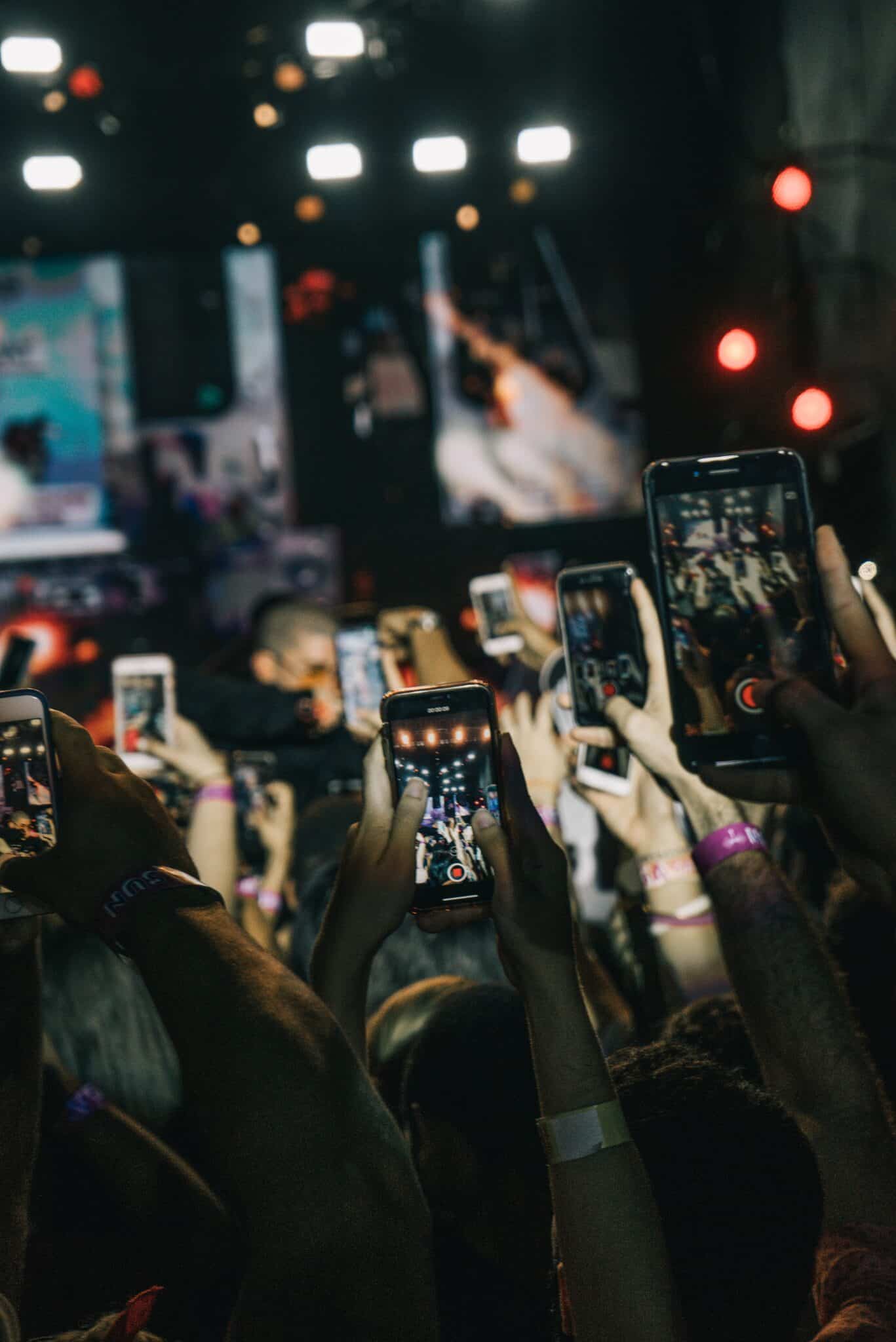 hands-in-the-air-doing-instagram-stories