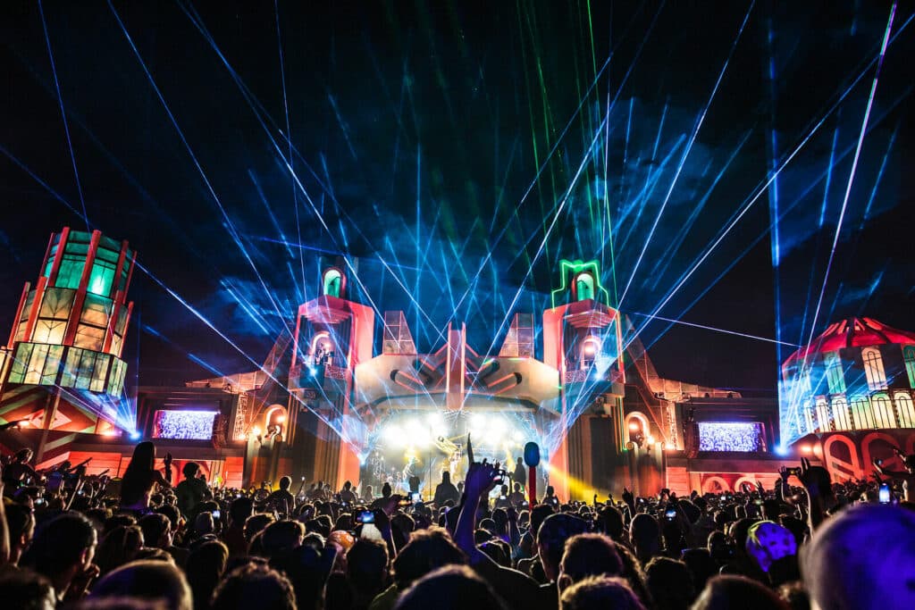 laser-shows-at-boomtown-fair-festival