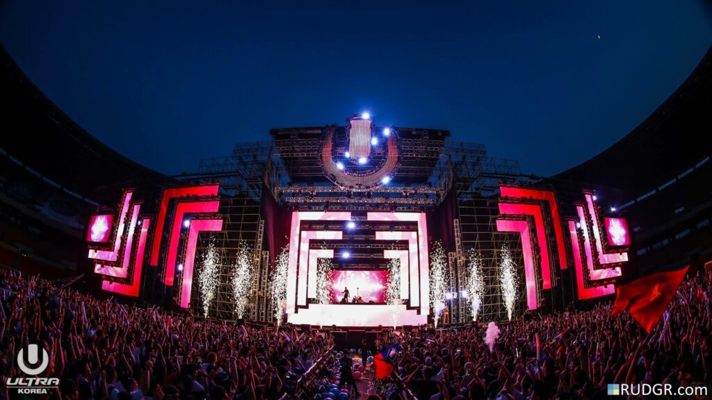 stage-at-Ultra-Korea