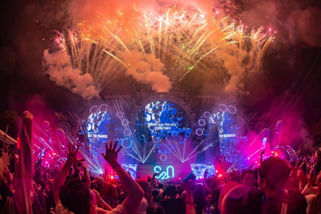 Stage-at-S2O-Music-Festival-with-fireworks