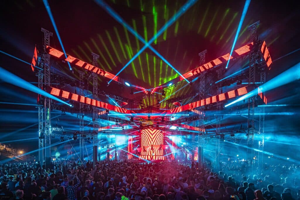 view-from-above-of-crowd-and-stage-at-nature-one-festival