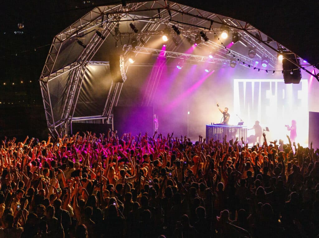 dj-playing-in-front-of-crowds-at-The-Adelaide-Fringe