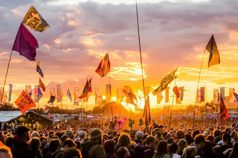 flags-at-glastonbury-uk-festival