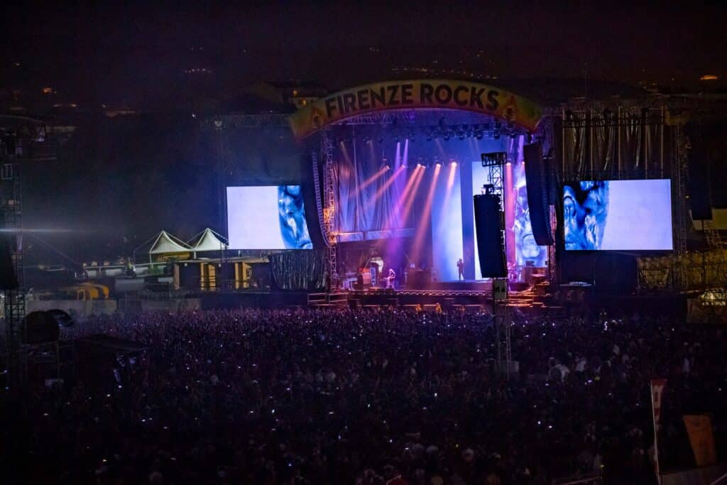 stage-at-firenze-rocks