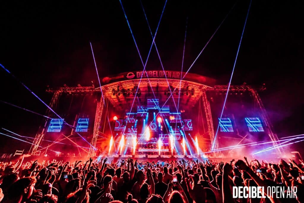 stage-at-decibel-open-air